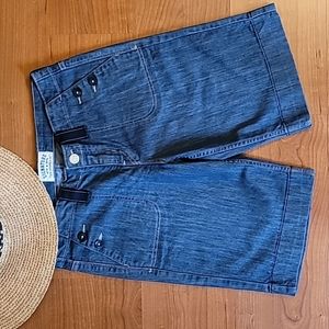 LEVI'S SIGNATURE Bermuda Shorts W/ Grosgrain Belt Loops & Button Pockets
